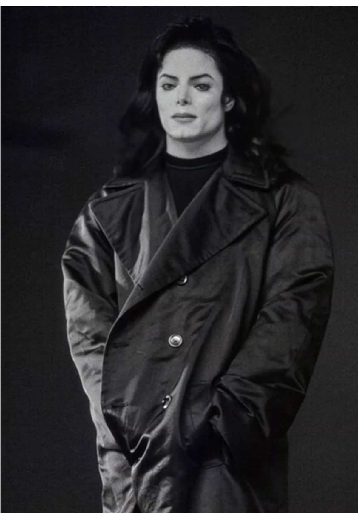 30 years later, HIStory still feels timeless… Every track tells a story, every beat is unforgettable. 💿✨HIStory isn’t just an album… it’s a legacy. MJ at his most powerful, raw, and iconic. 👑🎤 👉 What’s your favorite song from the HIStory album? #michaeljackson #jackson #fan #pitouworld 