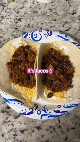 Let’s make a super lazy, cheap and easy dinner together 🫶🏼 what’s one of your go to affordable, easy dinners? #sahm #easydinner #slowcooker #instantpot #cheapdinner 