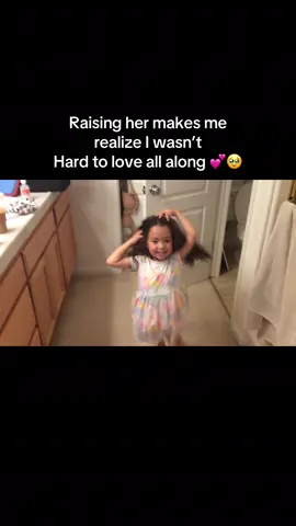Ariah Brielle 🌟 Your child’s unconditional love heal a part of you you never knew needed healing 🫶🏽 #fyp #ariahbrielle #daughter #avrillavigne #Nobody 