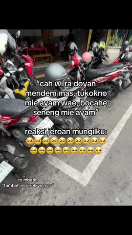 ojo ditawani sng keras” mas😭 #mieayam  #mieayambaksopakdhesolo 