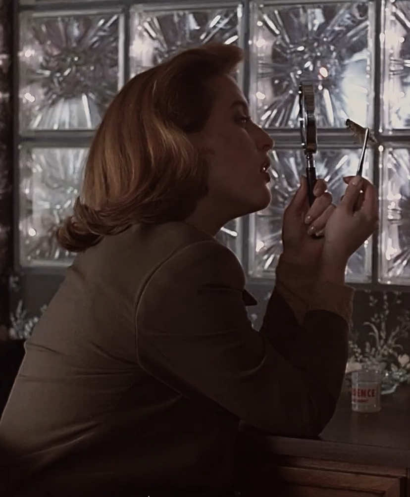 weird girl representation. #thexfilesedit #fyp #danascully #msr #gilliananderson 