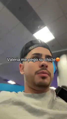 Porfavor diganle que no haga eso que ahora hasta yo tengo que pagar sus karmas😭😡 #fyp #viral #parati #pareja 