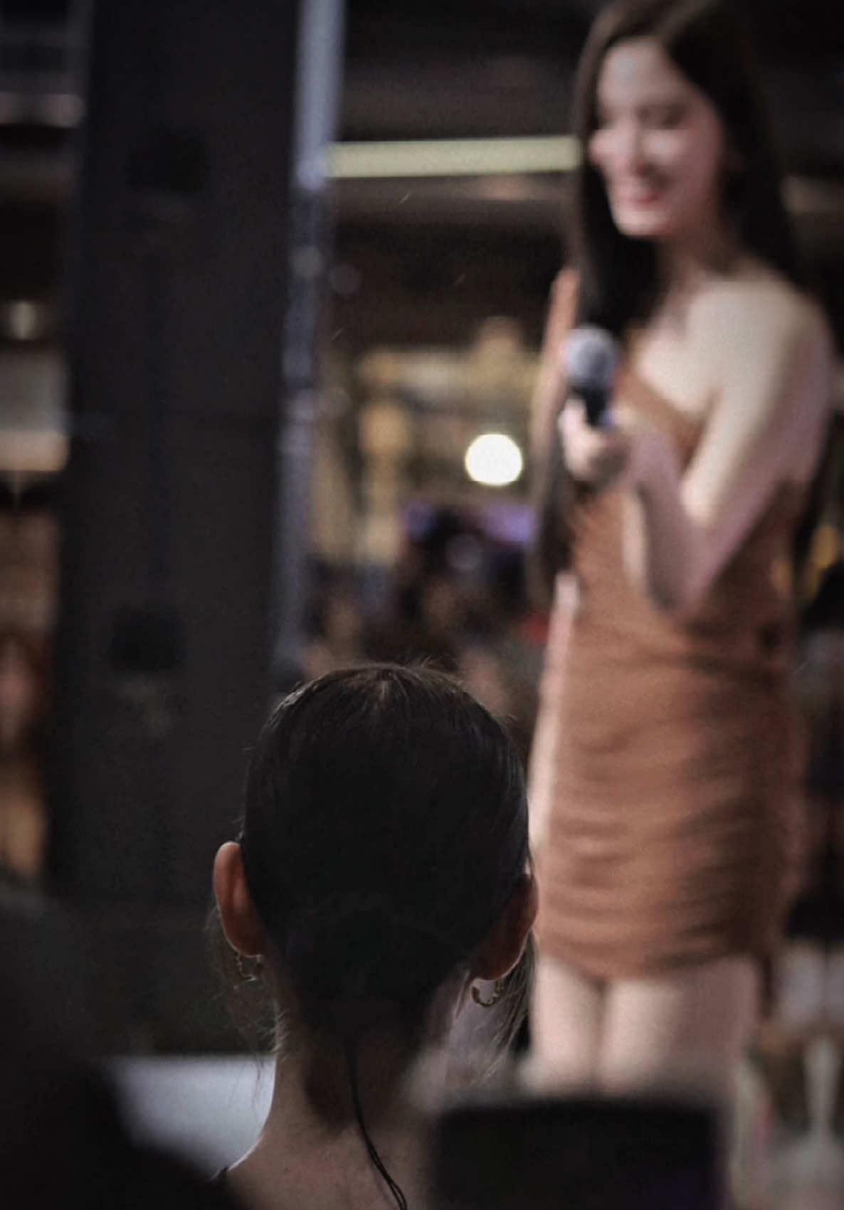 Mang ngay cái kịch bản mà bao dung sự nghịch ngợm của em đến đây lẹ lên =))))))) #emibonnie #emiamily #beonnnie 