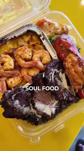 🔥 Le retour de notre Soul-Food légendaire… en version DELUXE 🔥 Qui se rappelle de nos fameux Honey Garlic Lambchops ? 😏 👉 Découvre la nouvelle assiette 100% gourmande : 🥩 Lambchops au miel & ail 🦞 Homard + 🍤 Crevettes 🧀 Mini Mac & Cheese crémeux 🍌 Plantains dorés + 🍟 Frites croustillantes 🥦 Légumes sautés savoureux Une explosion de saveurs qui va faire saliver tout MTL 🤤 📍 11810 Boul Langelier, Montréal-Nord 📞 514-322-1099 🚗 UberEats • DoorDash • SkipTheDishes 🕐 OUVERT 24/24 – 7J/7 ⚡ Viens goûter avant que ça parte… la #TeamSoulFood est déjà en feu 🔥 #soulfood #lobster #shrimp #lambchops 