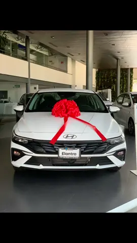 🚗✨ El Futuro es Híbrido, el Futuro es Hyundai ✨🚗 Llega el Nuevo Elantra 2025 Híbrido 🔥 Elegancia, tecnología y eficiencia en cada kilómetro. 💰 $673,100 ✅ Compra de contado ✅ Planes de financiamiento a tu medida ✅ Toma de tu vehículo a cuenta 📲 ¡Da el siguiente paso hacia la innovación! Informes al 777-494-28-54 #hyundai #familiahyundai2025 #elantra2025 