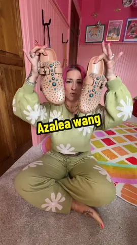These are so cool!!! @Azalea Wang #azaleawang #clogs #shoes #westernfashion 