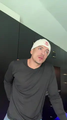 😂