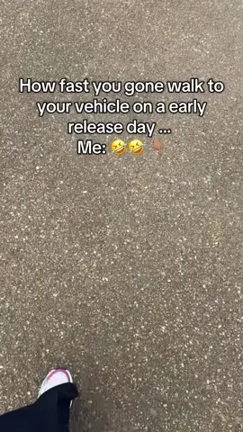 Outta there, outta there 🤣🤣 #viral #funny #Running #teachersoftiktok #teacher 