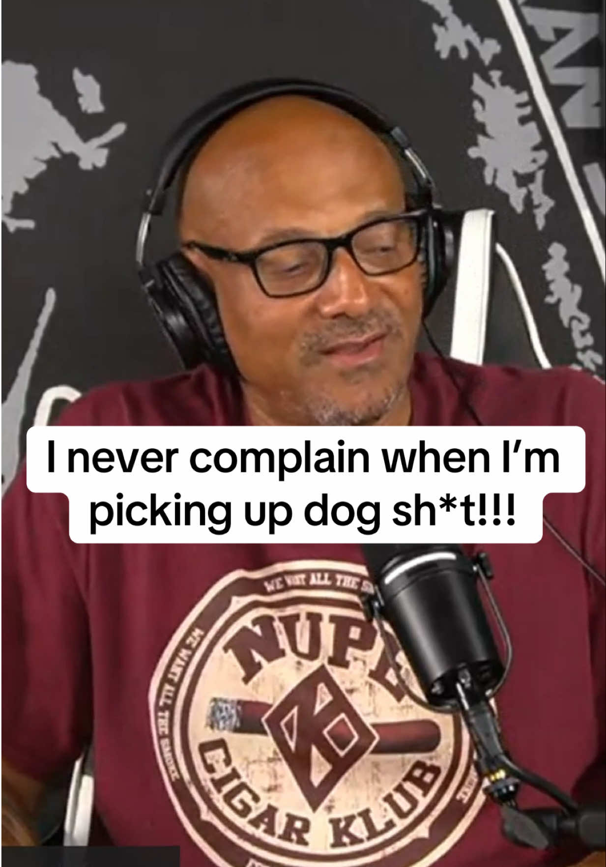 I don’t complain about picking up dog sh*t. Guest @vom_himmel_rottweilers 