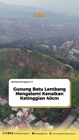 Gunung Batu di Kabupaten Bandung Barat mengalami perubahan signifikan. Peneliti BRIN, Mudrik Rahmawan Daryono, mencatat gunung yang berada di jalur Sesar Lembang ini terangkat setinggi 40 sentimeter dan bergeser secara horizontal hingga 460 meter. Temuan ini menjadi bukti nyata bahwa Sesar Lembang masih aktif dan berpotensi memicu gempa berkekuatan magnitudo 6,5–7 SR. Menanggapi kondisi tersebut, Bupati Bandung Barat, Jeje Ritchie Ismail, menyatakan pemerintah daerah telah menyiapkan langkah mitigasi. BPBD melakukan pendataan rumah yang berisiko terdampak dan menyiapkan relokasi ke lokasi lebih aman. Selain itu, pemerintah juga tengah mempercepat pengadaan Early Warning System (EWS) untuk memperkuat deteksi dini. Langkah lain yang ditempuh adalah memperluas sosialisasi hingga ke wilayah terpencil agar masyarakat memahami prosedur evakuasi ketika terjadi gempa. Pemkab Bandung Barat juga akan menggelar simulasi bencana di berbagai wilayah untuk meningkatkan kesiapan warga. Selain aspek teknis, pemerintah daerah menggandeng Majelis Ulama Indonesia (MUI) setempat agar masyarakat turut memperkuat doa bersama melalui istighosah di tingkat desa.  Dengan upaya ini, Pemkab berharap risiko bencana akibat Sesar Lembang dapat ditekan sekaligus membangun kesiapan masyarakat secara menyeluruh. - - #infobandungbarat #sesarlembang #kbb #bandungbarat 