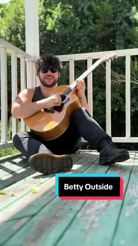 raise your hand if you’ve been traumatized by this song 🙋 #acoustic #music 