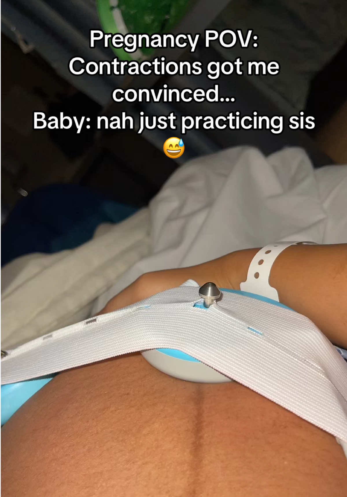 Me and my hospital bag, front row seats to nothing 🙃 #laboranddelivery #pregnant #pregnancy #pregnanttiktok #thirdtrimester 