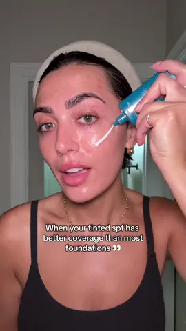 Colorescience flex spf for the most FLAWLESS every day skin #acneproneskin #acne #acnemakeup #acnemakeuproutine #acnemakeupcoverage #tintedsunscreen #tintedspf #colorescienceflex #clearskin #makeuphacks @Colorescience 