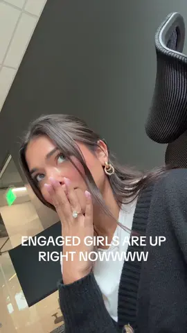 Thinking about how she’s going to write about this era in her life and I’m sharing the same era HELPPPPP #taylorswift #engaged 