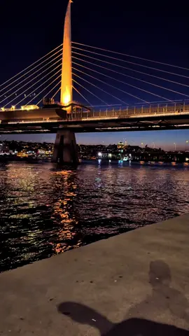 #capcutamor #kesfetteyiz #haliç #eminönü#fy🦅𝐓𝐞𝐤 𝐔𝐦𝐮𝐝𝐮𝐦𝐮𝐳 𝐘𝐚ş𝐚𝐧ı𝐥𝐚𝐜𝐚𝐤 𝐆ü𝐧𝐥𝐞𝐫...🕊️
