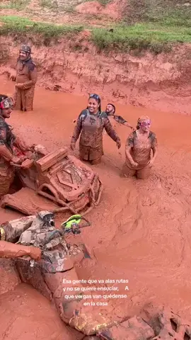 si no se quien ensuciar mejor ni vallan #offroad #ruta #saludos #rutiando #540ruteros 