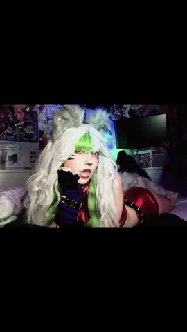 #ROXANNEWOLF || guys why is my reach so bad </3 || #roxannewolfcosplay #roxyfnaf #fnafsb #fnafcosplay 