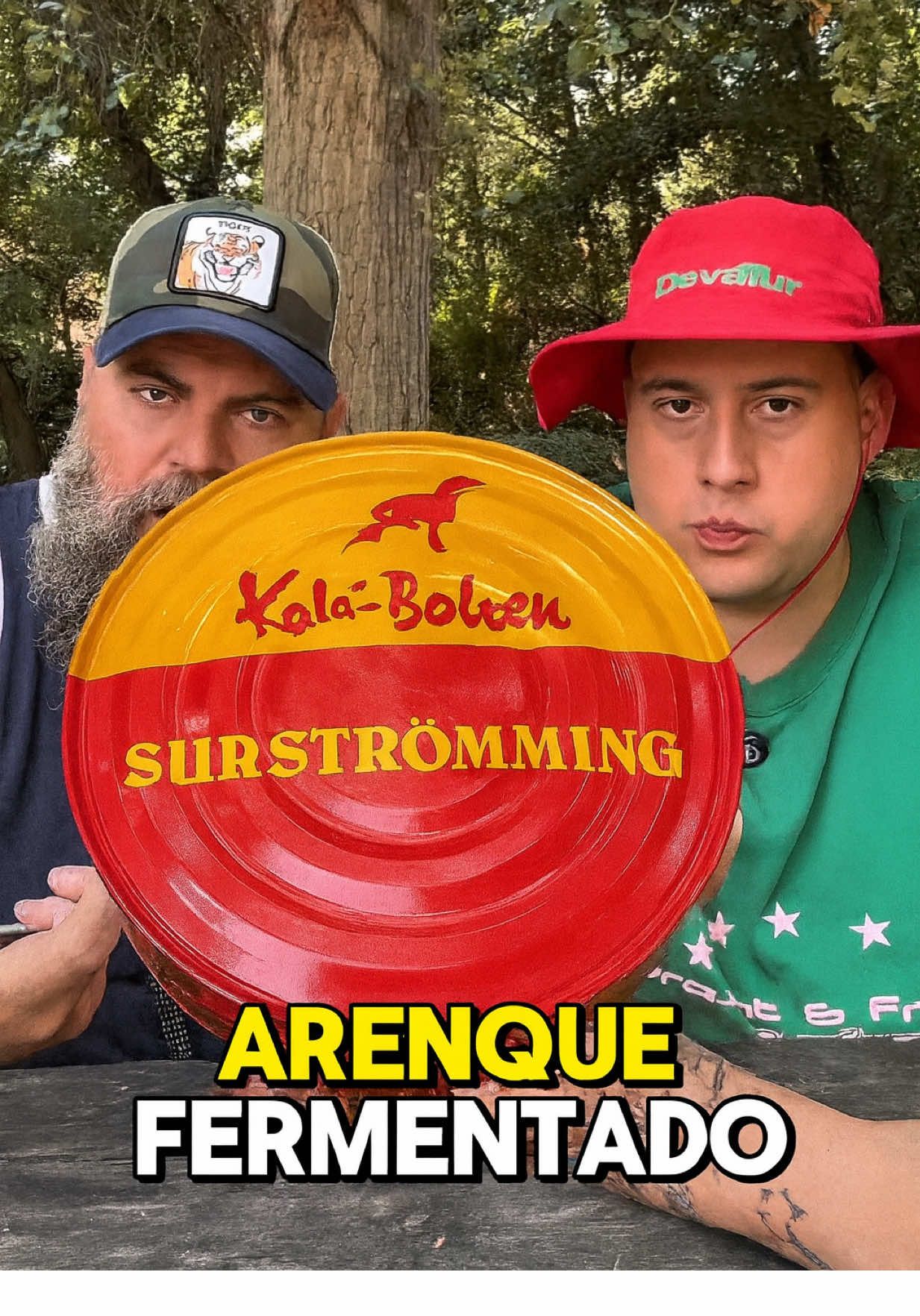 Probando SURSTROMING con @LopesitoFoodie© #racionesmilitares #fyp #surströmming #surstromming #españa
