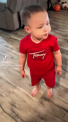 Mi gordo bello bailando el Kuki que le pone su abuela#LIVEIncentiveProgram #GenuineInteractionMatters #PaidPartnership 