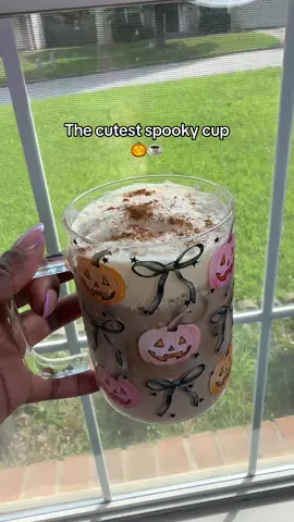 Replying to @TIKTOK SHOP DAILY DEALS #halloweencoffeemugs #halloweenmug #spookyseason #sipsiphooray 
