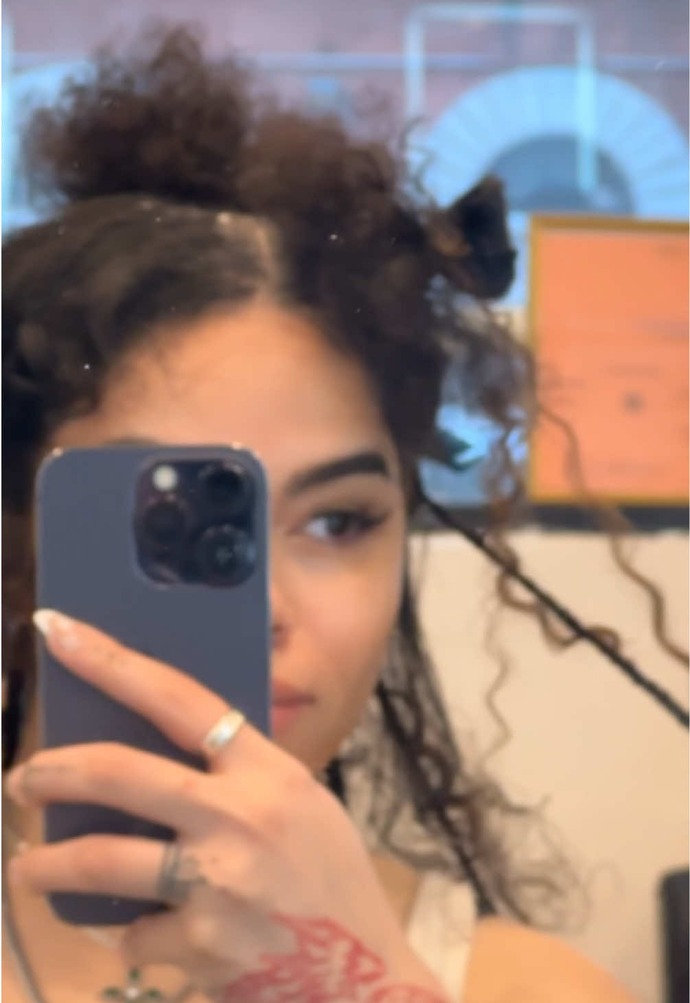 i’ve been getting a lot of compliments on the braids so it’s only right to put y’all on !  located in Harlem, @maxi.express is the place to go!!! 