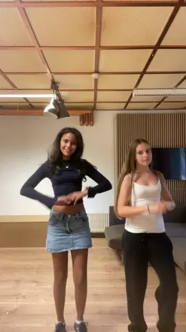 Lavede en anden😜✌🏼@𝒮𝒶𝒻𝒻𝒾𝑒🌺 @𝓜𝓪𝓵𝓲𝓪🤍 #trend #blowup? #everyday#fypp #like 