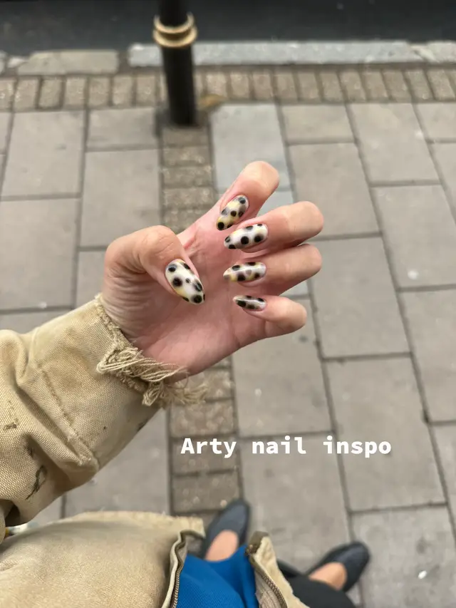 Arty nail inspiration! #nailartdesigns #coolnaildesign #longnaildesigns 