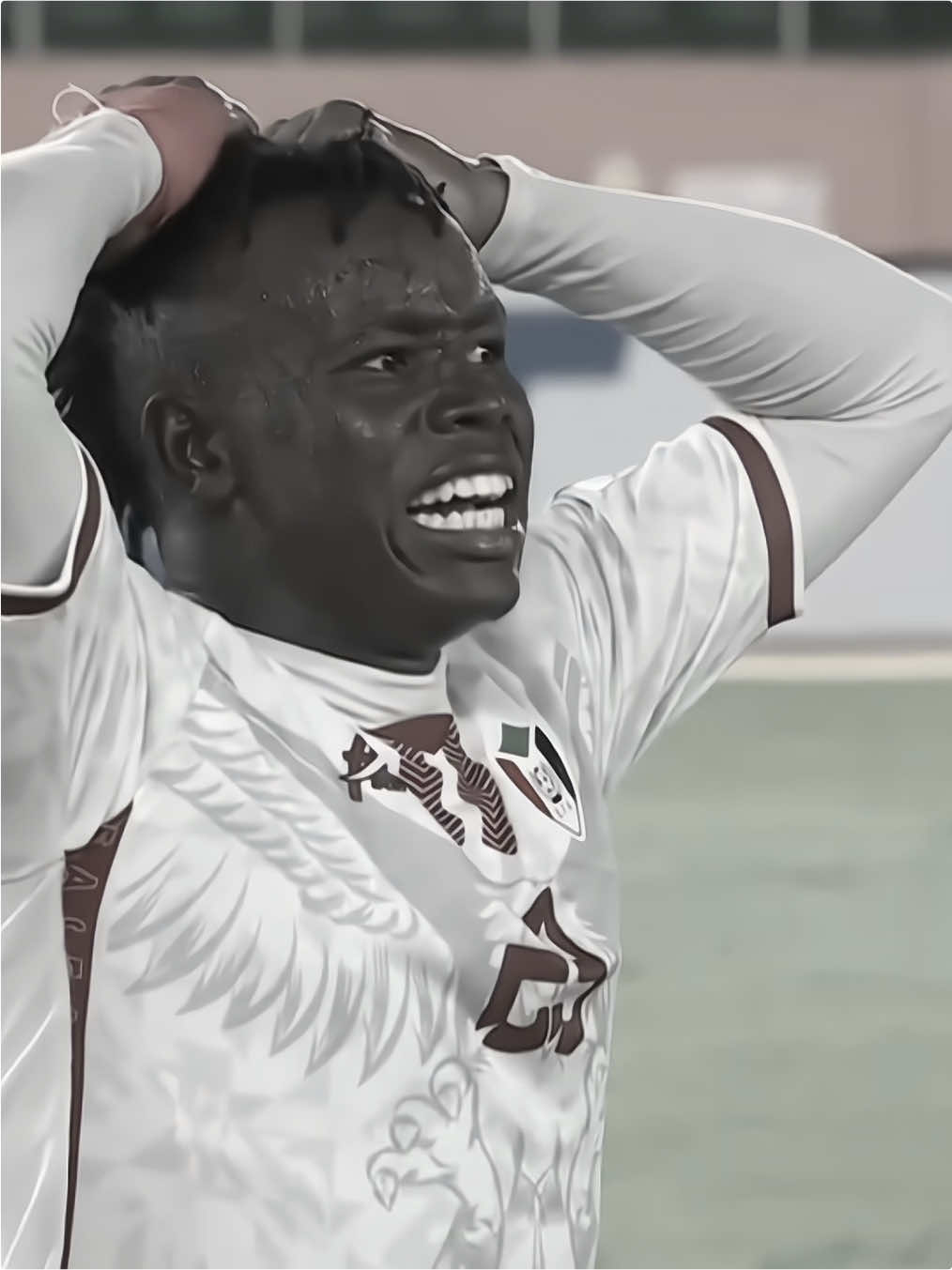 القادم افضل 😔 #منتخب_السودان #صقور_الجديان #السودان🇸🇩 #صقور_الجديان🇸🇩💪🇸🇩✌ #دوري_ابطال_افريقيا  @المصمم فيغا🇸🇩.🇸🇦  @cr7store25  @CAF_Online 