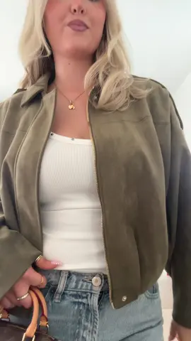 my new fave jacket for autumn🫒🍁✨  #zarasuedejacket #zarahaul #viral #oliviadean #autumnoutfits 