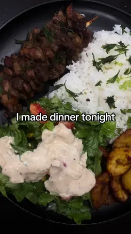WOULD Y’ALL CHEW⁉️ I made jerk chicken, sweetcorn salad with sauce, fried plantain and rice. BOMBOCLAAT 😩🇯🇲🫦 #fyp #foryoupage #dinner #cooking #nyc 