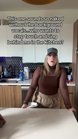 WHERE MY BACKGROUND SINGERS!? #relatable #adele #whenwewereyoung #adelefans #cover #musicaltheatre 