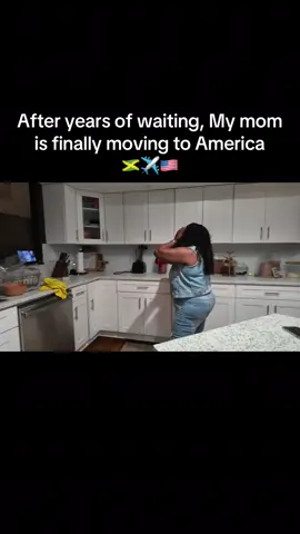 My mom is finally moving to America #fyp #viral #jamaicatiktok #jamaican #emotional 