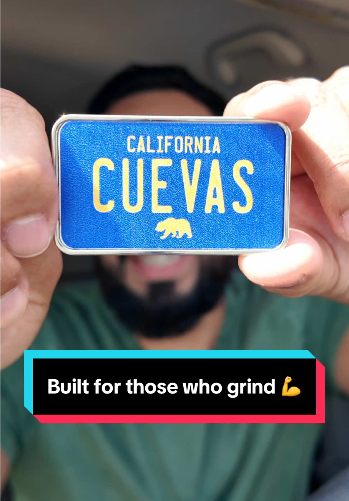 Our Custom License Plate Pendants are a reminder to keep your foot on the gas and keep driving towards your goals 💪 #pendant #licenseplate #lanyardkeychain #keychain 