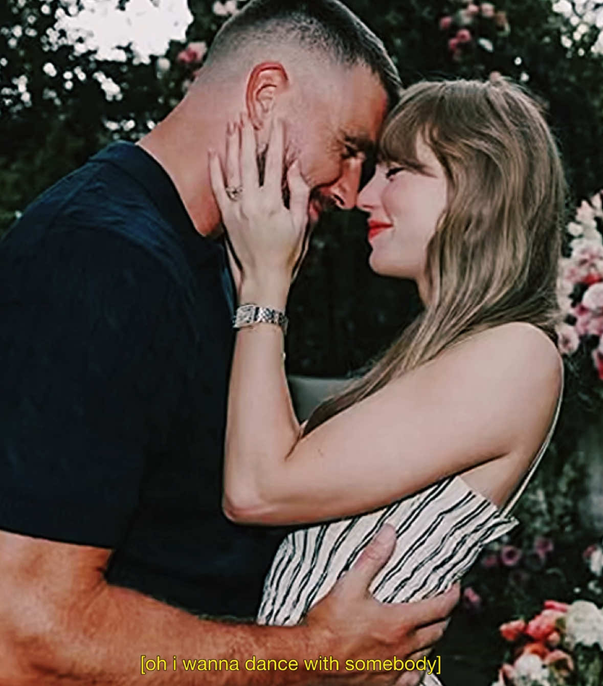 this is lowkey taylor and travis’s engagement song 🫶 #taylorswift #traviskelce #taylorswifttraviskelce #foryoupage #fyp 