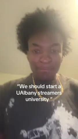 What do yall think?#ua #sharking #streamersuniversity #college #contentcreator 