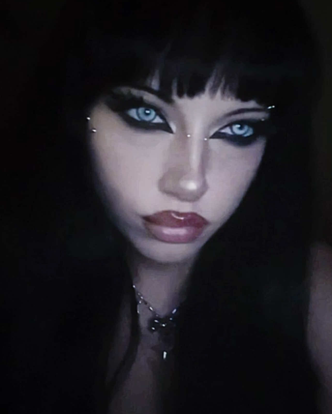iam in fact very strange girl #czech #alttiktok #altgirl #bi #wlw #makeup #tutorial #goth #gothgirlsoftiktok #gothgirl #egirl #grunge #punk #Eyeliner #y2k #fashion #style #egirl #emo #looksmax #darkfeminine #nirvana #rock #fyp #viral #blowup #trend #foryou 