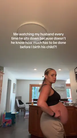 No relaxing over here, sir!!! #pregnant #pregnantlife #thirdtrimester #nesting #pregnancy 