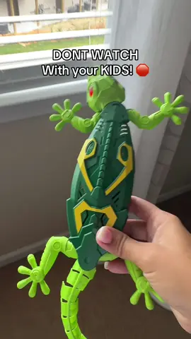I’ll be showing some of the hot toys for Christmas this year on TikTok shop! Mark my words these will sell out - less than a thousand left!  #creatorsearchinsights #tiktokshopcreatorpicks #rushtok2025  #dealsforyoudays   #wallcrawlergecko 