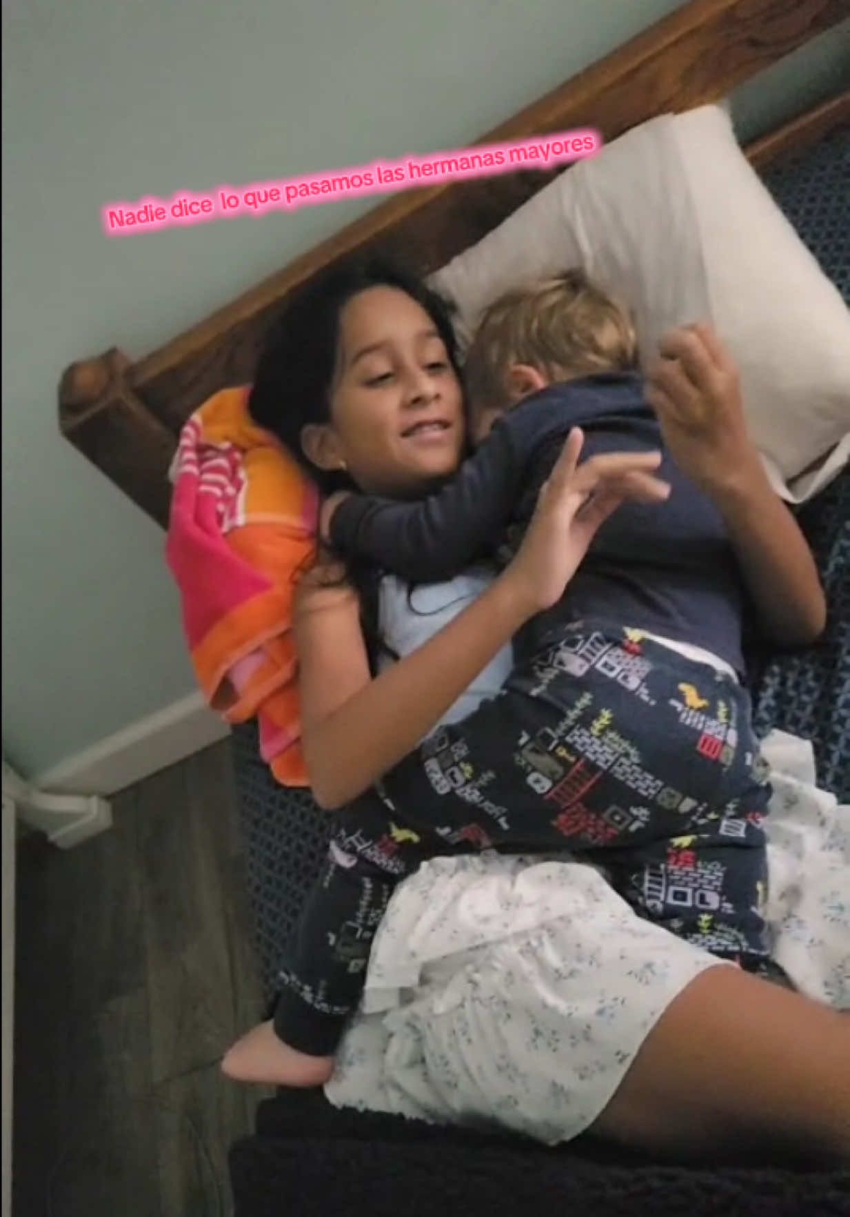 🥰 #👩‍❤️‍👩👩‍❤️‍👩❤️❤️😍😍 #tiktok #LIVEIncentiveProgram #LIVEStory #amordehermanos 