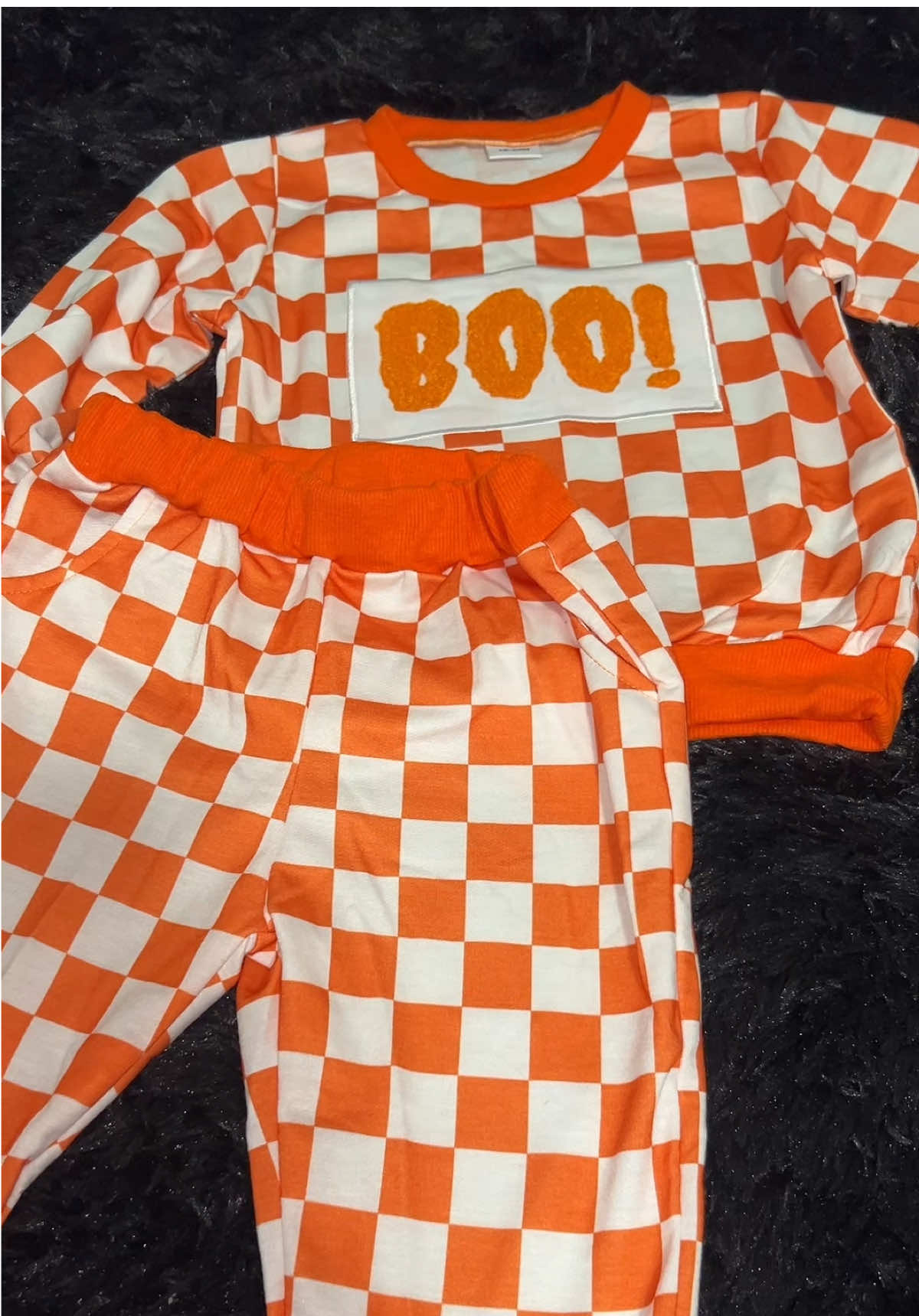 #tiktokshop #parrotay #conjunto2piezas #ropadebebe Conjunto de Halloween para bebé pequeño, sudadera de manga larga con cuello redondo y pantalones a cuadros con bordado de letras, conjunto de 2 piezas