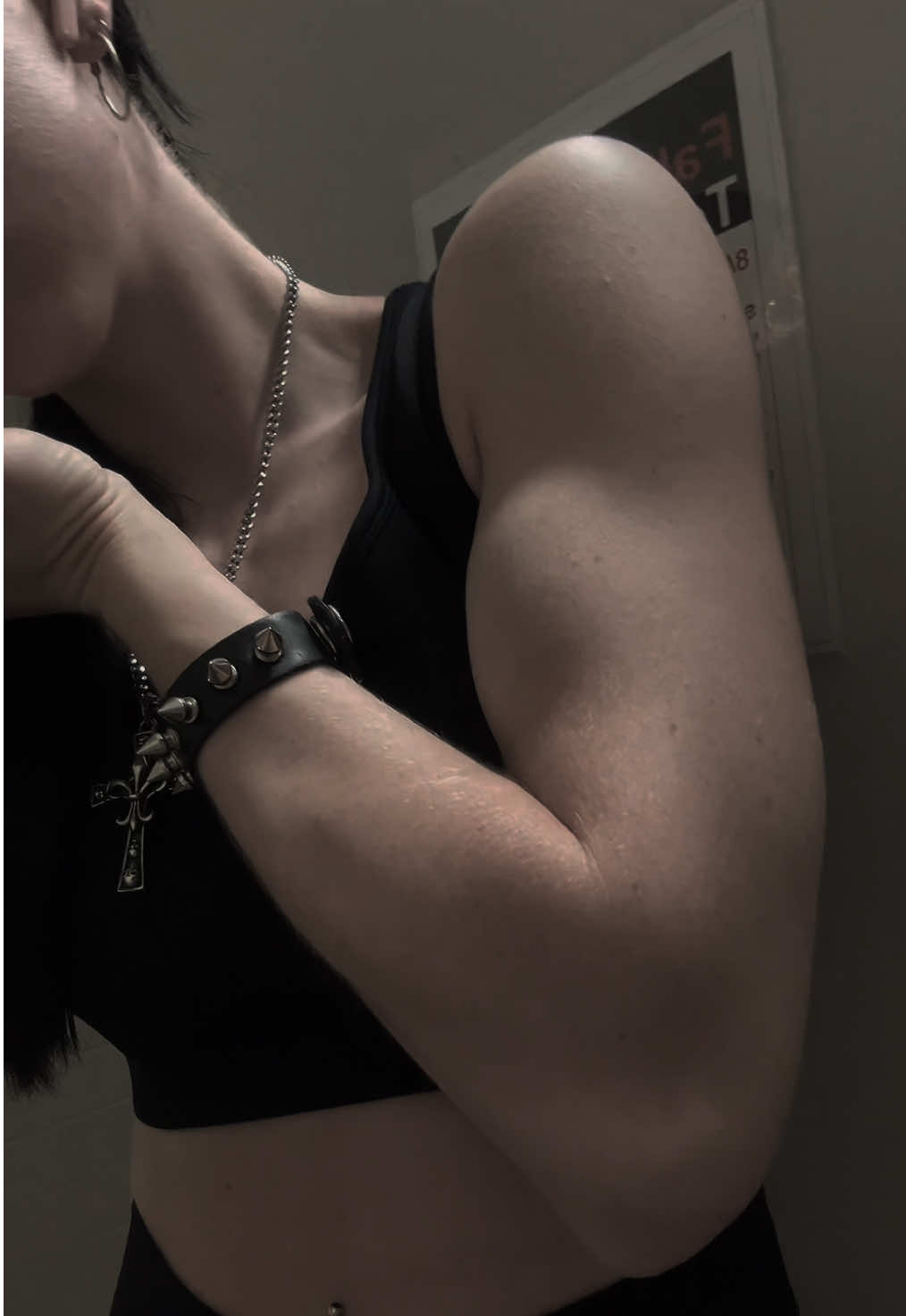 Just had the most lazy gym sess ever @BuckedUp code kyv0n #fyp #gym #girlswholift #Fitness #GymTok 