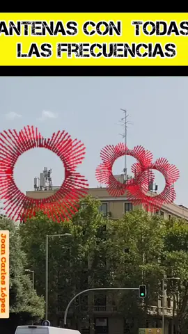 🔥🔥🔥Por Madrid, un lugar calentito calentito, una de las plazas con más radiación no ionizante que he medido. Contaminación electromagnética de alta frecuencia a toda máquina, mejor pasar rápido #madrid #eletrosensibilidad #joancarleslopez #descontaminacionelectromagnetica #desconectateparasanar 
