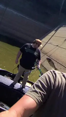 Staring death right in the face!! #forcefeedem #bowfishing #fishing #Outdoors #hunting 