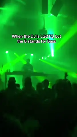 Opening for zeds dead so u kno I had to get in my dubstep bag 💅 #dubstep #dj #edm #rave #lgbtq 