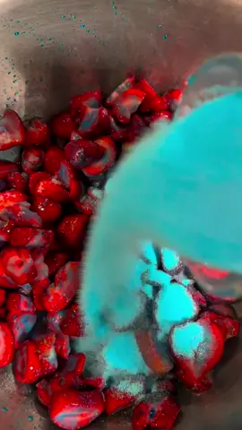 Buy 5 get 3 free is LIVE 👏 plus Mostly true just strawberries and our in house blue raspberry candy coating, then freeze dried to the perfect light crispy crunch. It’s like tanghulu but it won’t melt away in the sun and melts away in mouth with the perfect crunch. Shipping worldwide! Comment try after you follow and we will send you a link to grab yours. #candy #fruit #tanghulu a #Foodie #freezedried #candyfruit #strawberry #sugar #Recipe #try 