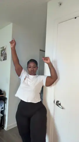 Viben… #fyp #thick #dance #ykniece 