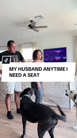 🤣🤣 Our dogs literally always bark at us when we’re being playful 😅 They can totally sense our excitement ❤️ #trend #wife #husband #asl 