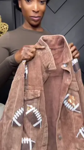 #jacket #affordablefashion #sports #gameday #fallfashion 