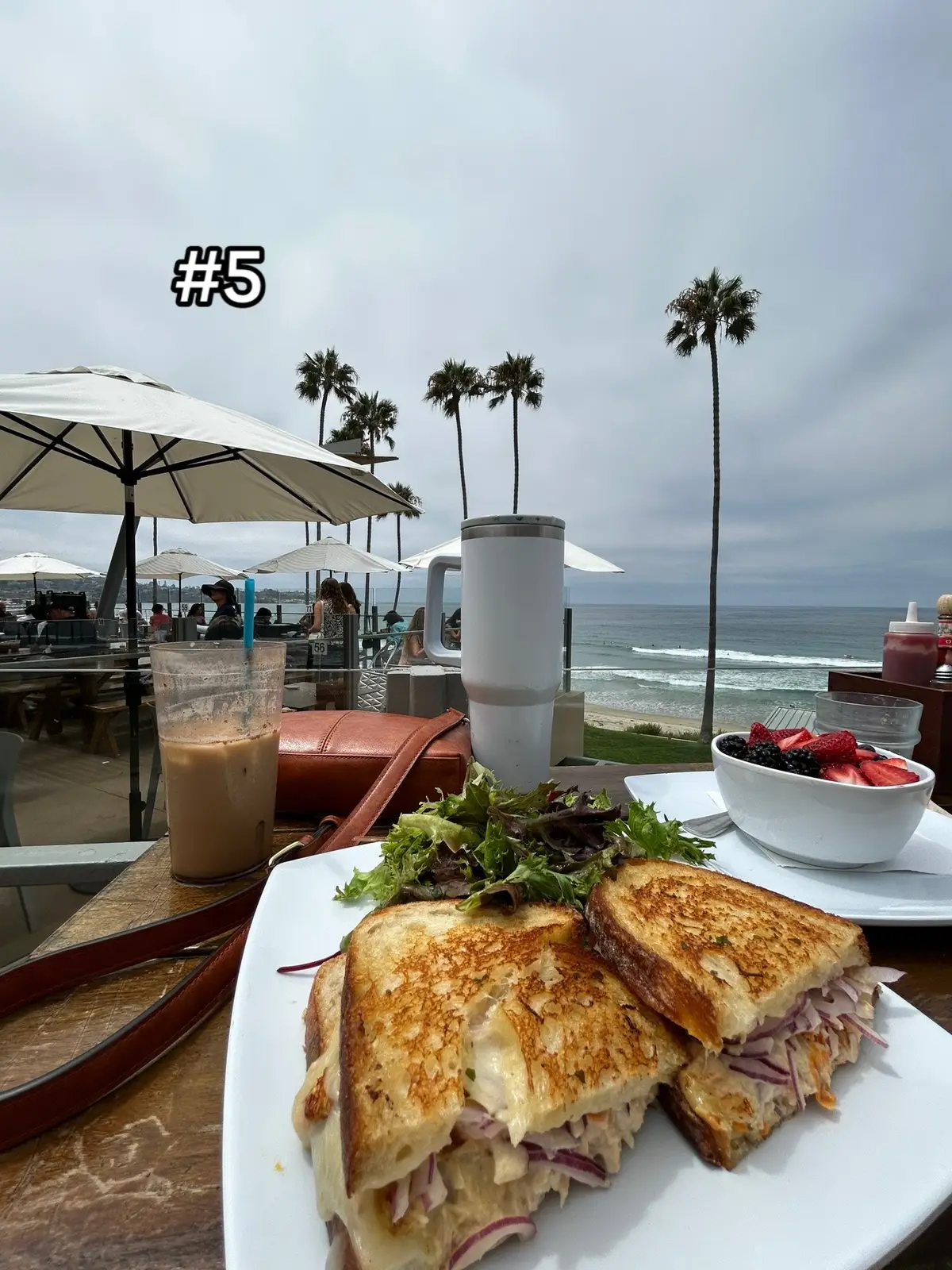 Might fk around & petition Apple to make a westside fingers emoji - La Jolla, San Diego, California 