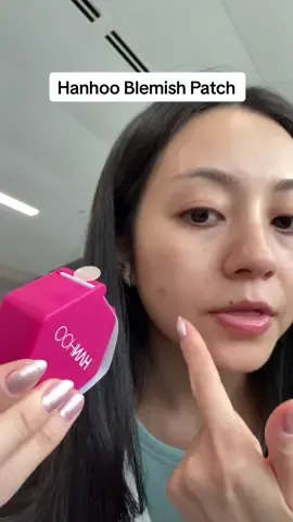Hanhoo is so genius for having this packaging ✨ #pimplepatch #tiktokshopcreatorpicks #Rushtok2025 #TikTokShopLaborDaySale #ttsbeautybesties 